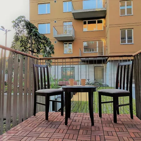 Royal C. R. Jakobsoni 7 Apartment *